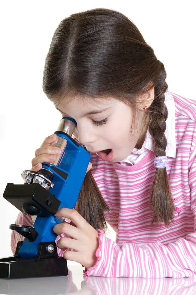 girl_microscope